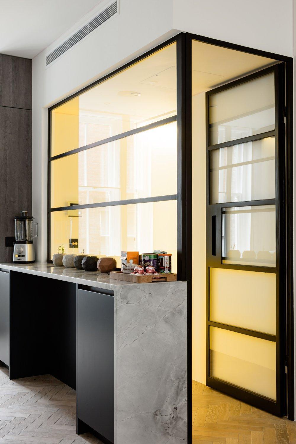 Modern Apartment & Rooms At Charing Cross London Eksteriør bilde